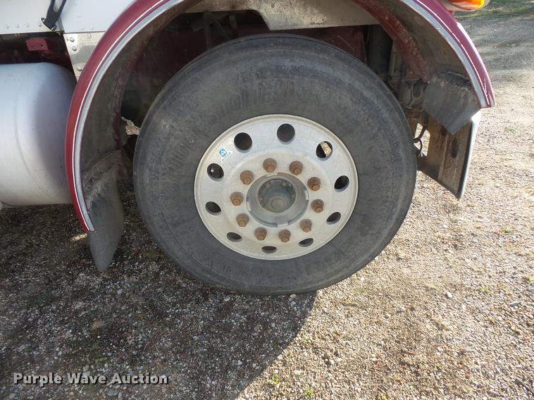 image for item DB8080 1997 Peterbilt 379 semi truck