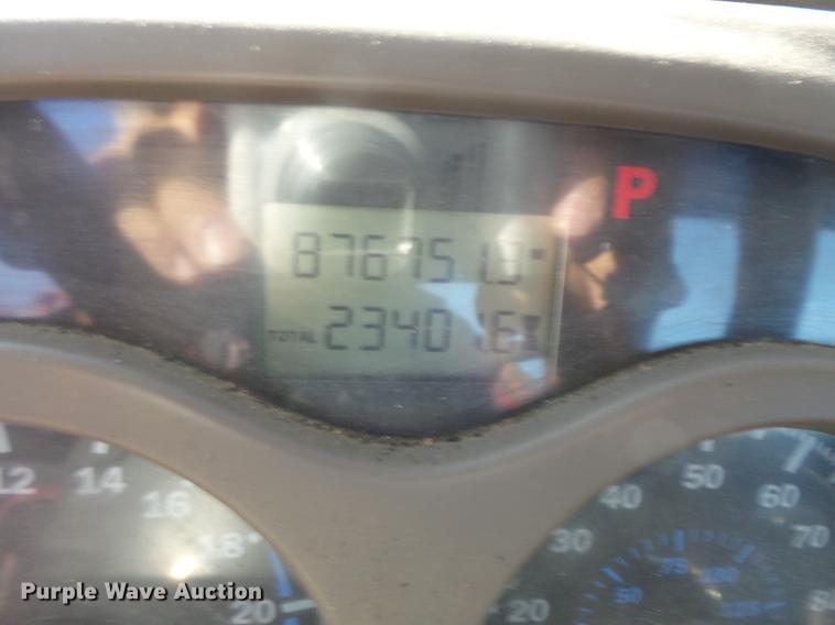 image for item DB8082 2001 Mack CH613 semi truck