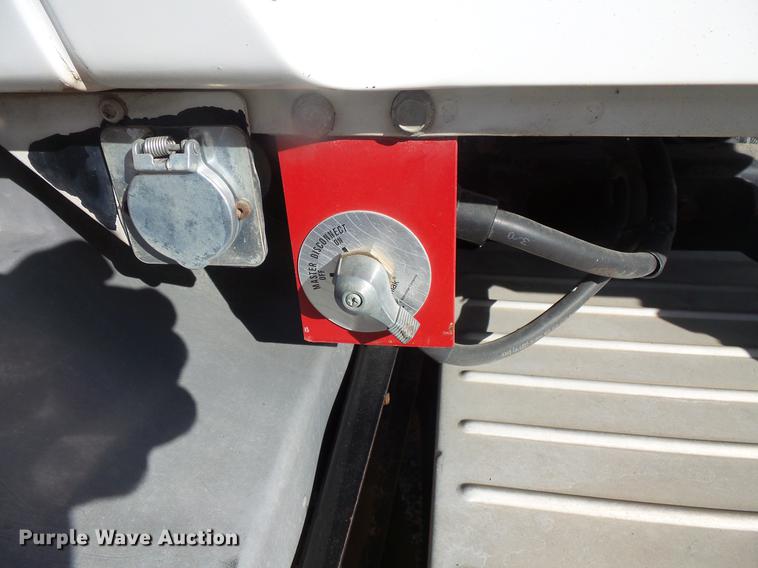 image for item DB8084 2000 Mack CH613 semi truck