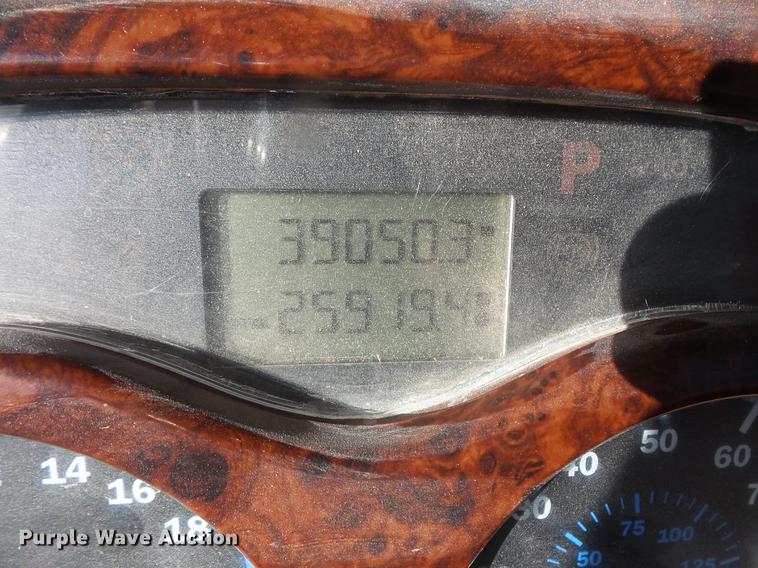 image for item DB8085 2001 Mack CH613 semi truck