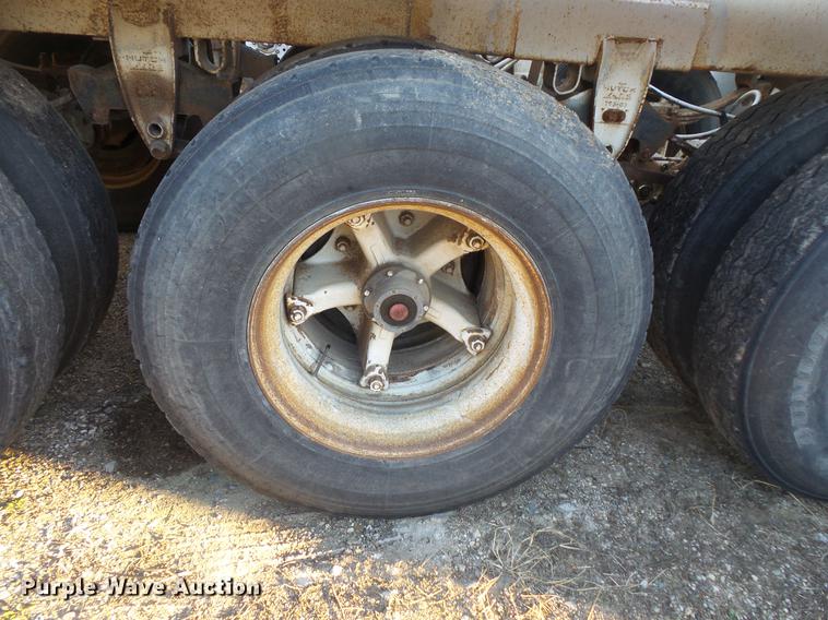 image for item DB8086 1985 Load King bottom dump trailer