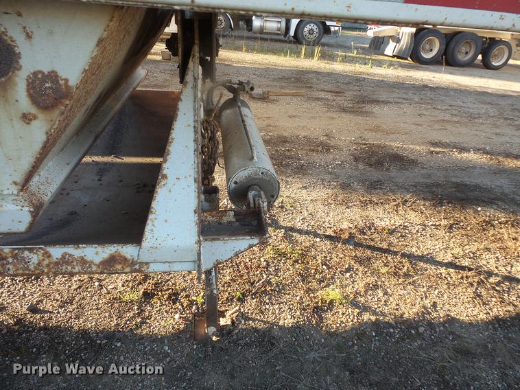 image for item DB8087 1999 Corn Belt bottom dump trailer