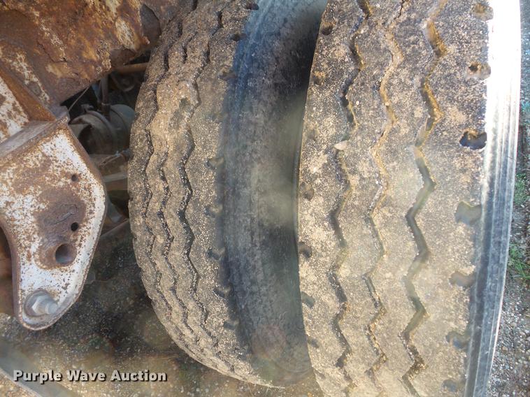 image for item DB8087 1999 Corn Belt bottom dump trailer