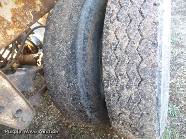 image for item DB8087 1999 Corn Belt bottom dump trailer