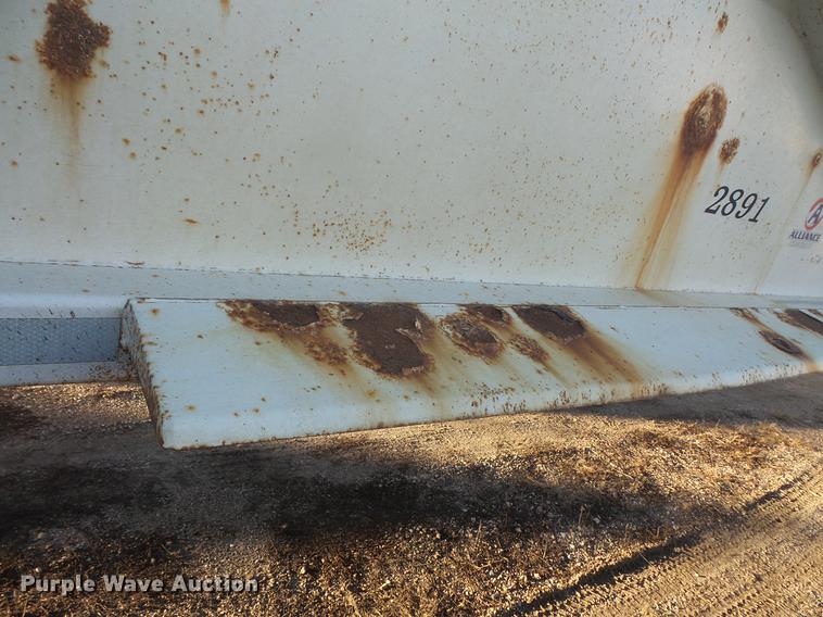 image for item DB8087 1999 Corn Belt bottom dump trailer