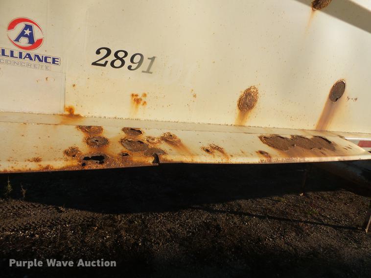 image for item DB8087 1999 Corn Belt bottom dump trailer