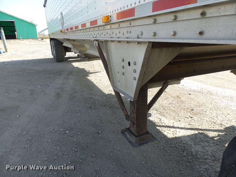 image for item DB9940 2005 Wilson DWH-500 double hopper grain trailer