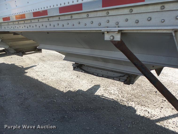 image for item DB9940 2005 Wilson DWH-500 double hopper grain trailer