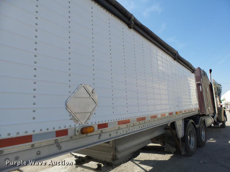 image for item DB9940 2005 Wilson DWH-500 double hopper grain trailer