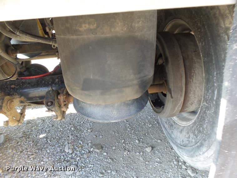 image for item DB9940 2005 Wilson DWH-500 double hopper grain trailer