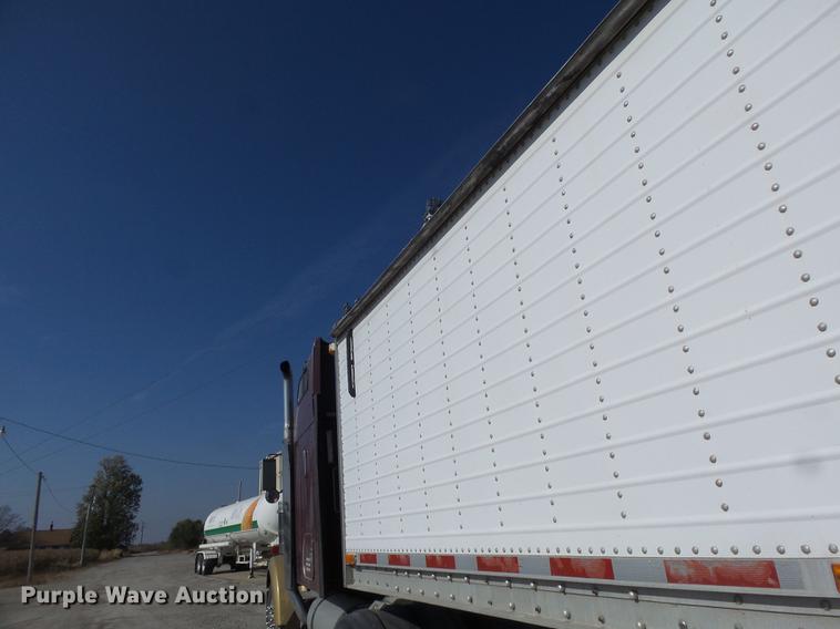 image for item DB9940 2005 Wilson DWH-500 double hopper grain trailer