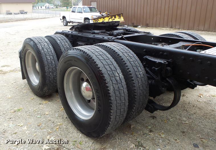 image for item DB9944 1995 Kenworth T600 semi truck