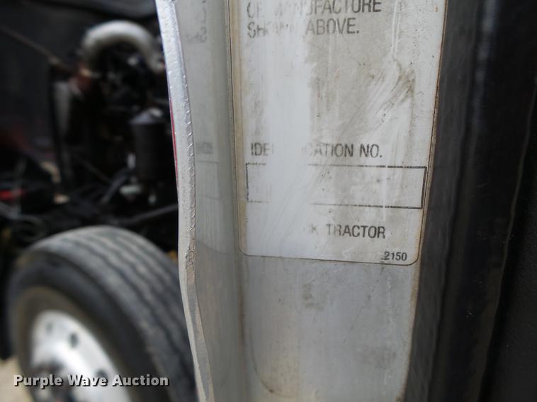 image for item DB9944 1995 Kenworth T600 semi truck