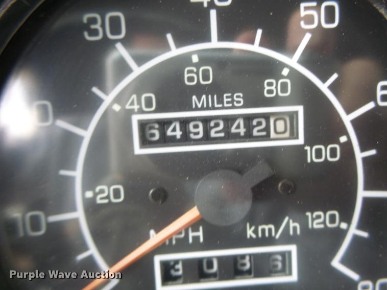 image for item DB9944 1995 Kenworth T600 semi truck