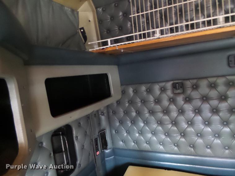 image for item DB9944 1995 Kenworth T600 semi truck