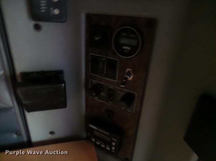 image for item DB9944 1995 Kenworth T600 semi truck