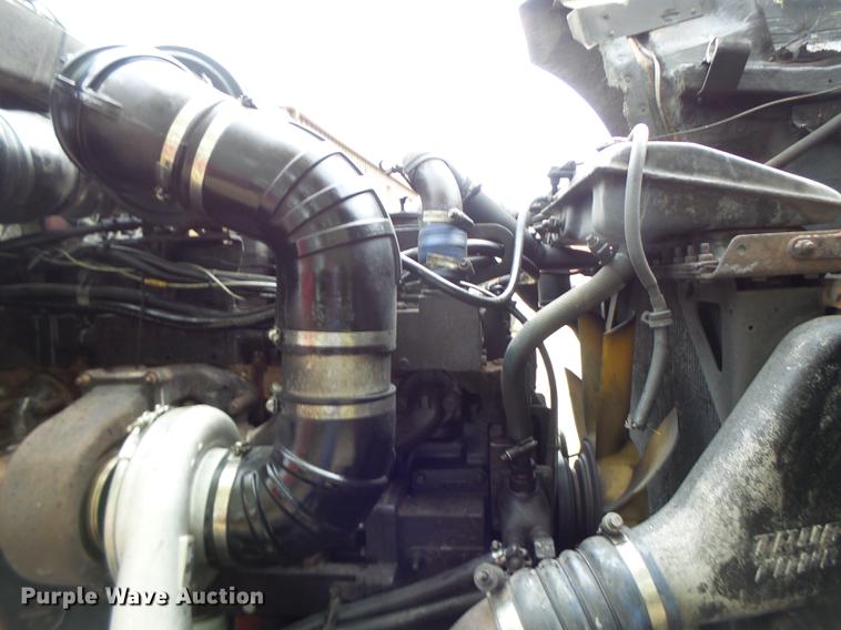 image for item DB9944 1995 Kenworth T600 semi truck