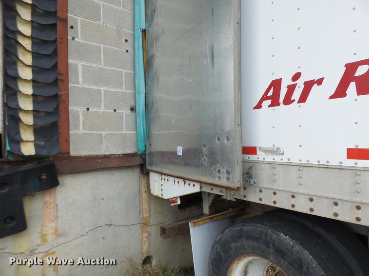 image for item DB9953 1998 Great Dane 741TTJWA dry van trailer
