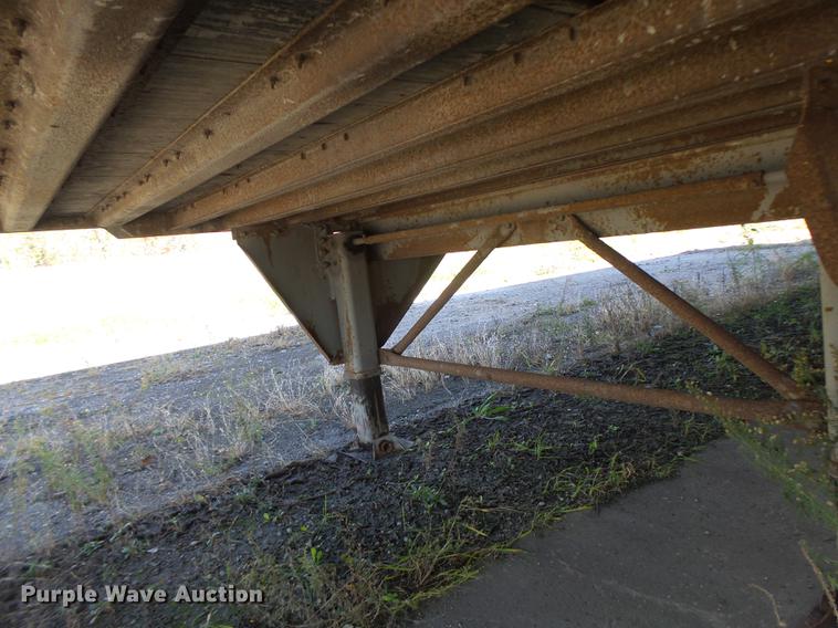 image for item DB9955 1998 Pines dry van trailer