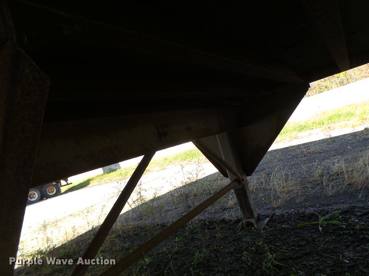 image for item DB9955 1998 Pines dry van trailer