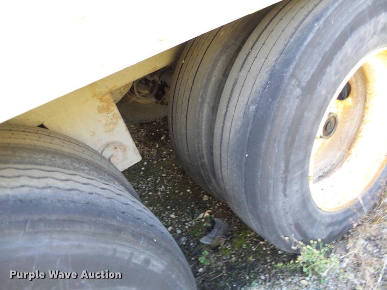 image for item DB9955 1998 Pines dry van trailer