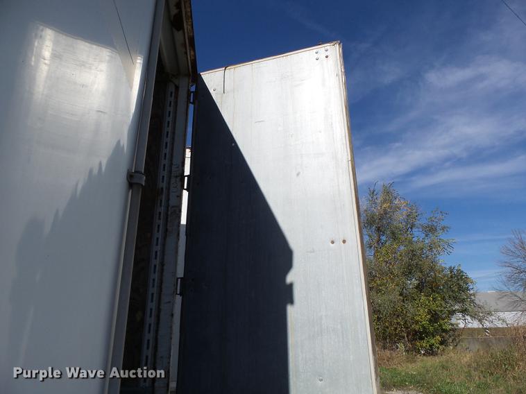 image for item DB9956 1998 Stoughton dry van trailer