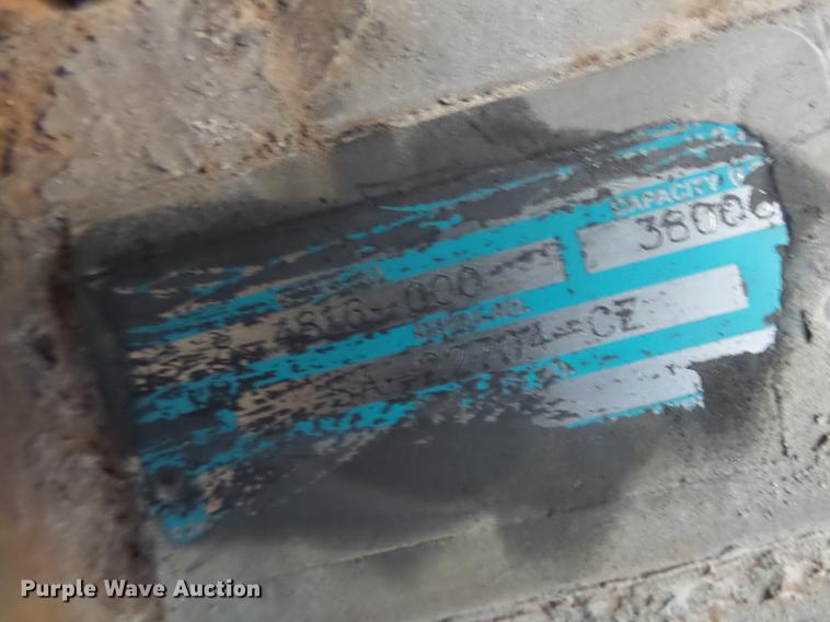 image for item DB9956 1998 Stoughton dry van trailer