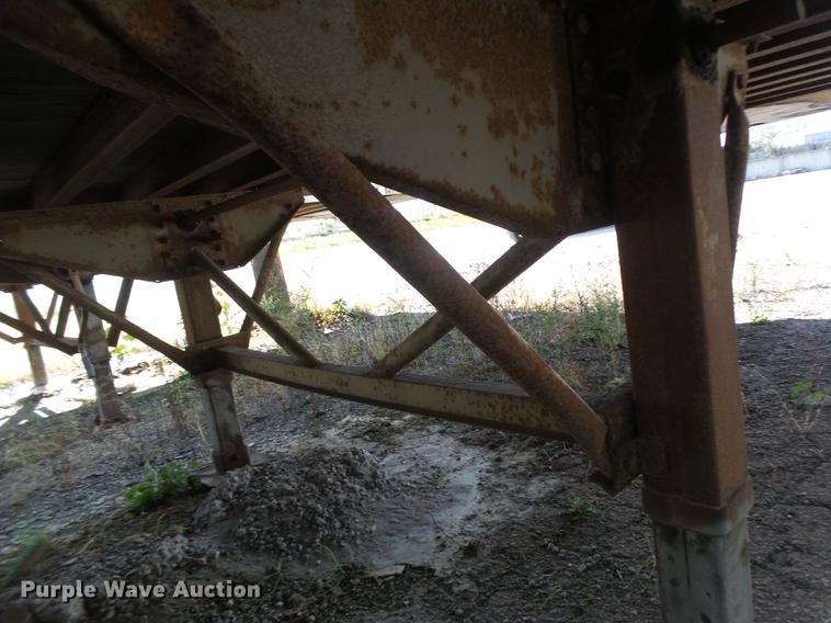 image for item DB9957 1998 Trailmobile 01JA-1RAY dry van trailer