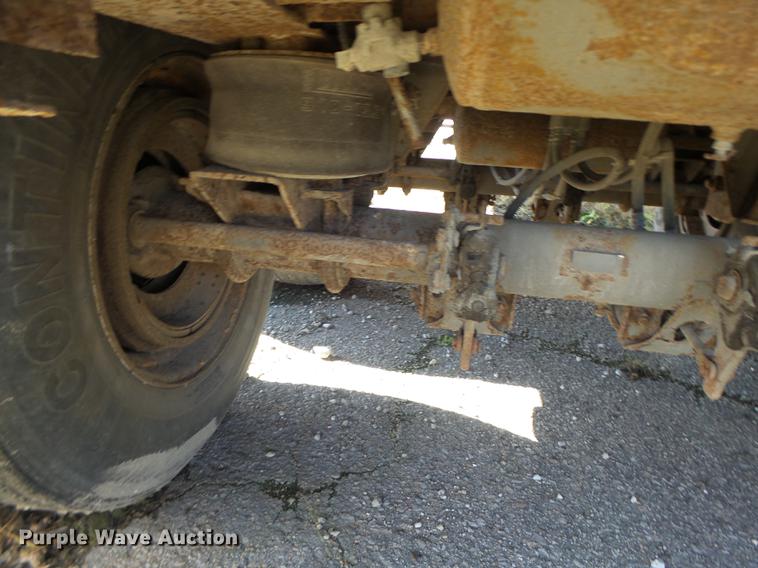 image for item DB9958 1995 Wabash dry van trailer