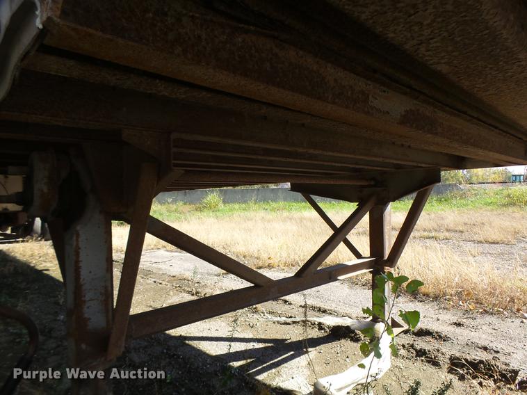 image for item DB9958 1995 Wabash dry van trailer