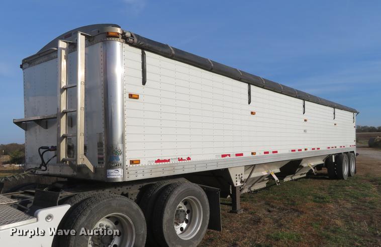 image for item DC0770 2010 Timpte Super Hopper double hopper grain trailer