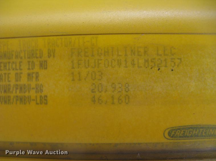 image for item DC2454 2004 Freightliner Columbia grain truck