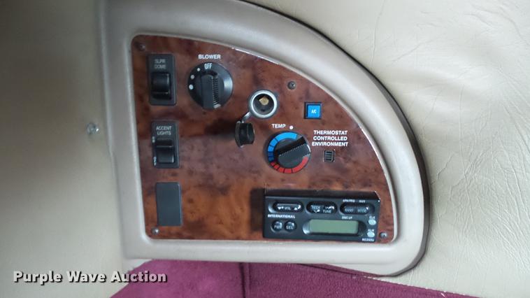 image for item DC2522 2007 International 9400i semi truck