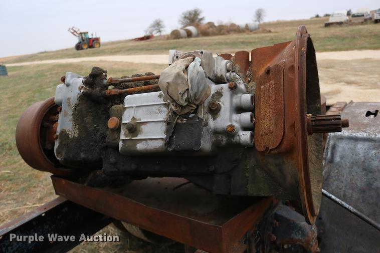 image for item DC3730 1966 Mack R609 semi truck