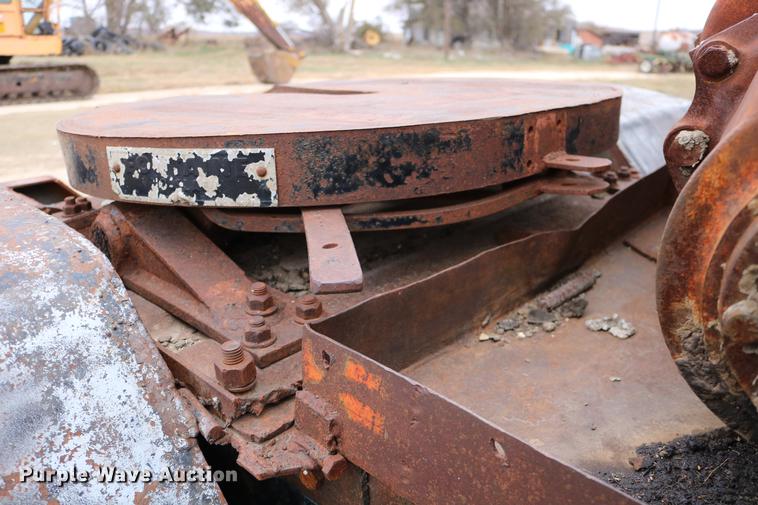 image for item DC3730 1966 Mack R609 semi truck