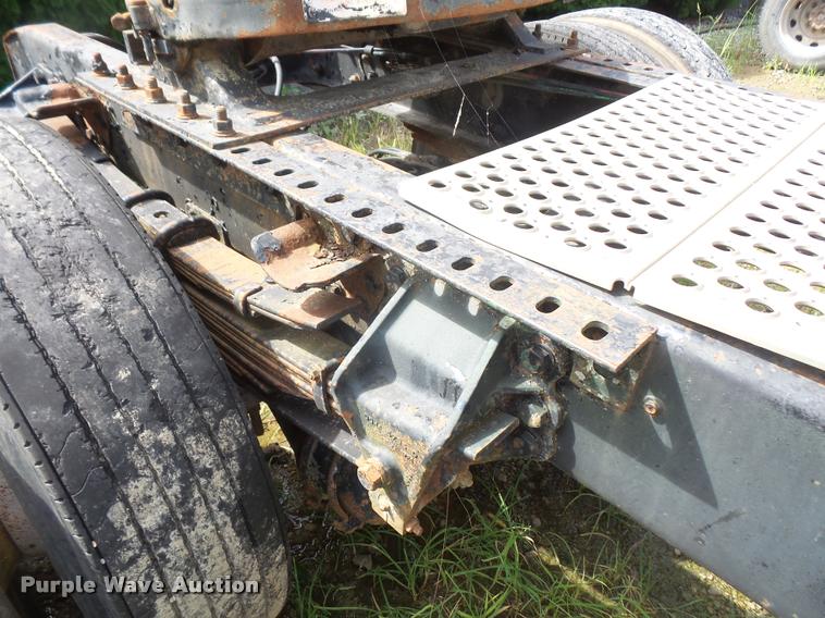 image for item DC5405 1991 Ford L9000 semi truck