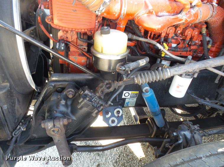 image for item DC5437 2010 Peterbilt 387 semi truck