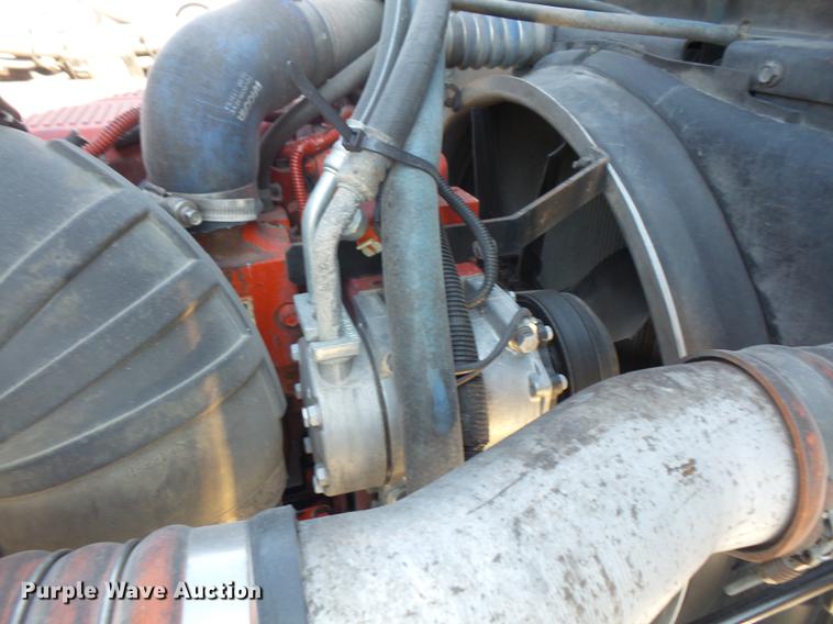 image for item DC5437 2010 Peterbilt 387 semi truck