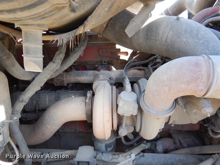 image for item DC5983 2007 International 9400i semi truck