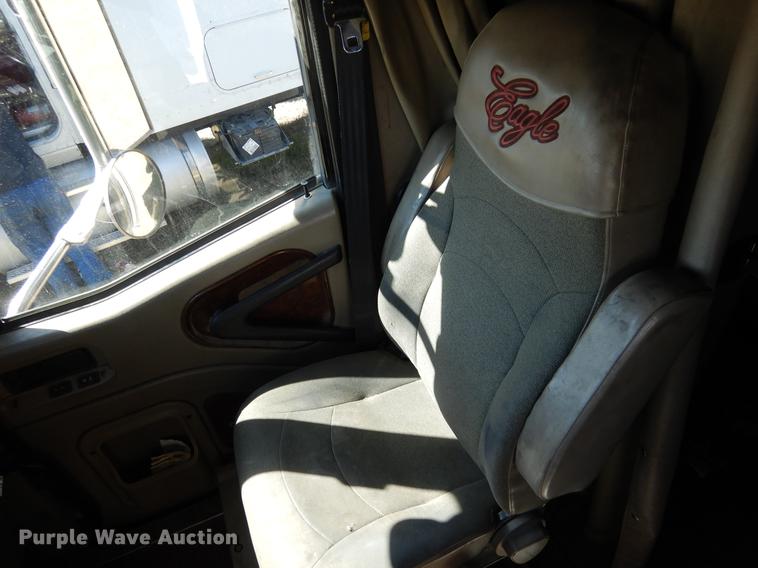 image for item DC5983 2007 International 9400i semi truck