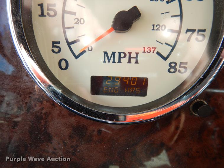 image for item DC5983 2007 International 9400i semi truck