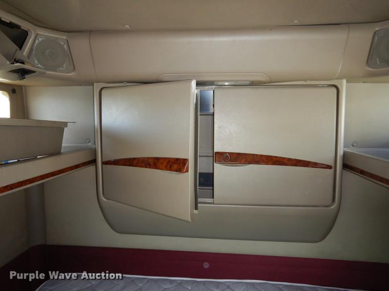 image for item DC5983 2007 International 9400i semi truck