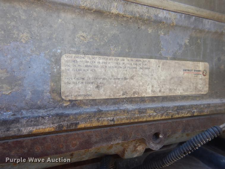 image for item DC5984 2005 Freightliner Columbia semi truck