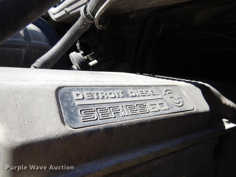 image for item DC5984 2005 Freightliner Columbia semi truck