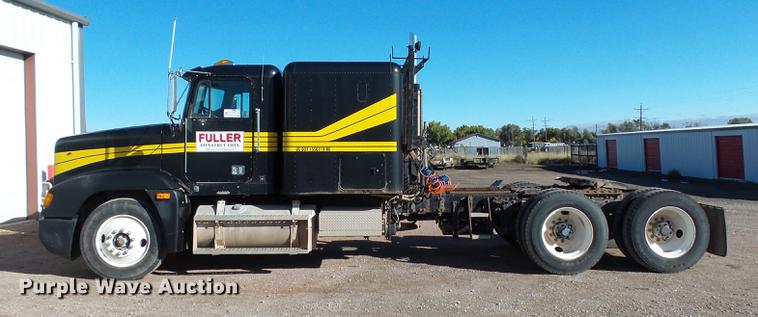 image for item DC6409 1996 Freightliner FLD120 semi truck