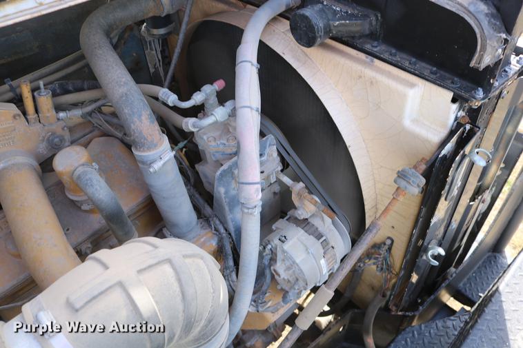 image for item DD0007 1988 Kenworth LW900 flatbed truck