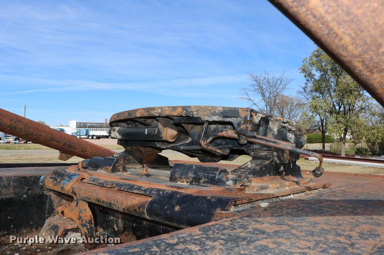 image for item DD0007 1988 Kenworth LW900 flatbed truck