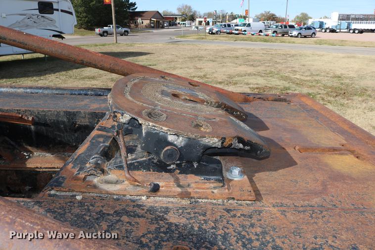 image for item DD0007 1988 Kenworth LW900 flatbed truck