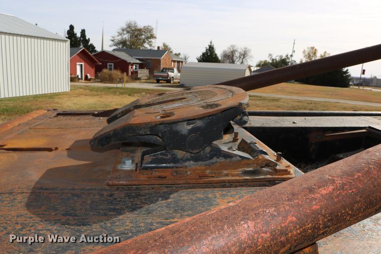 image for item DD0007 1988 Kenworth LW900 flatbed truck