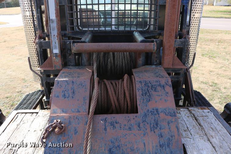 image for item DD0007 1988 Kenworth LW900 flatbed truck